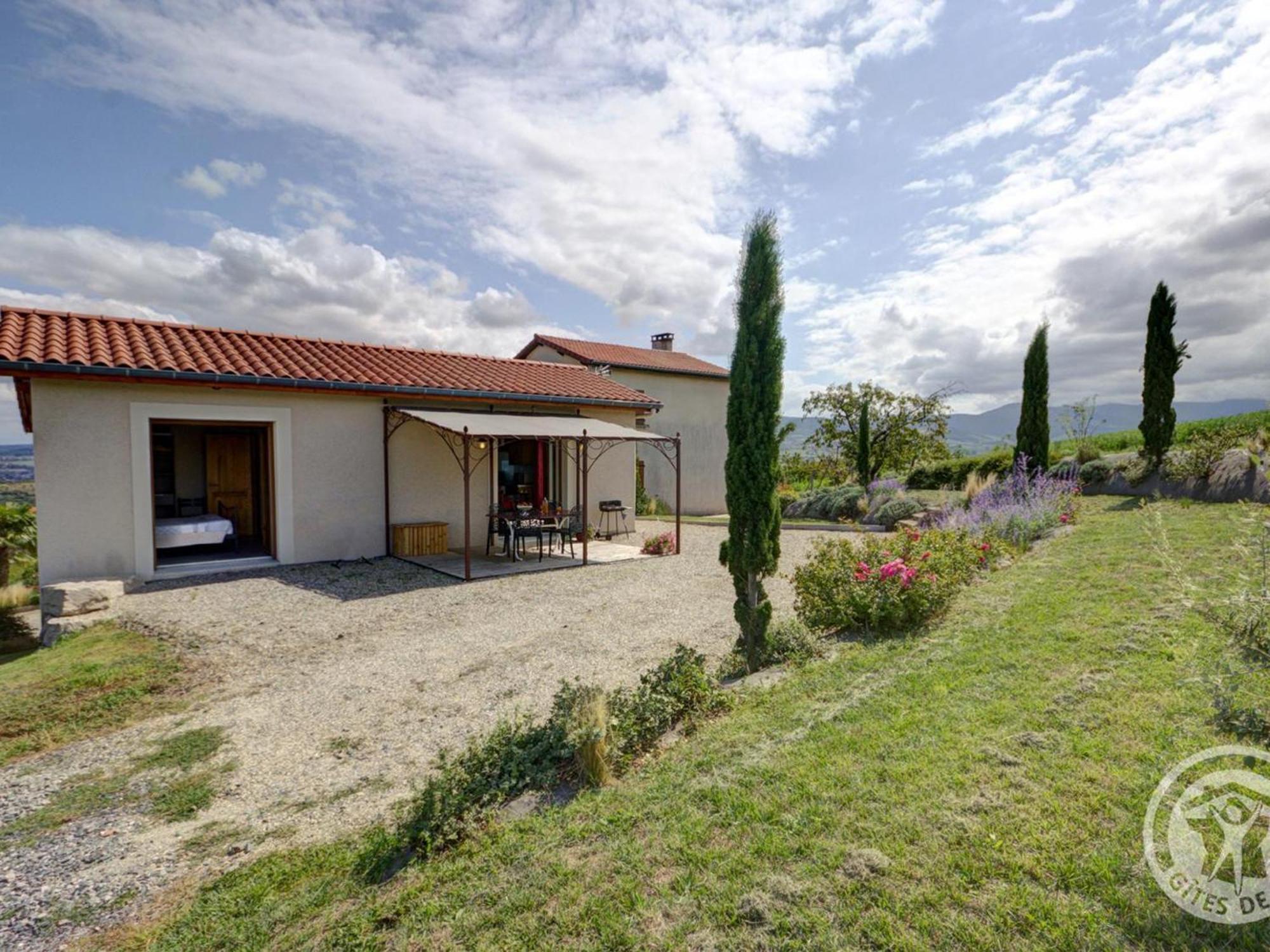 Gîte Genilac, 3 pièces, 3 personnes - FR-1-496-114 Extérieur photo