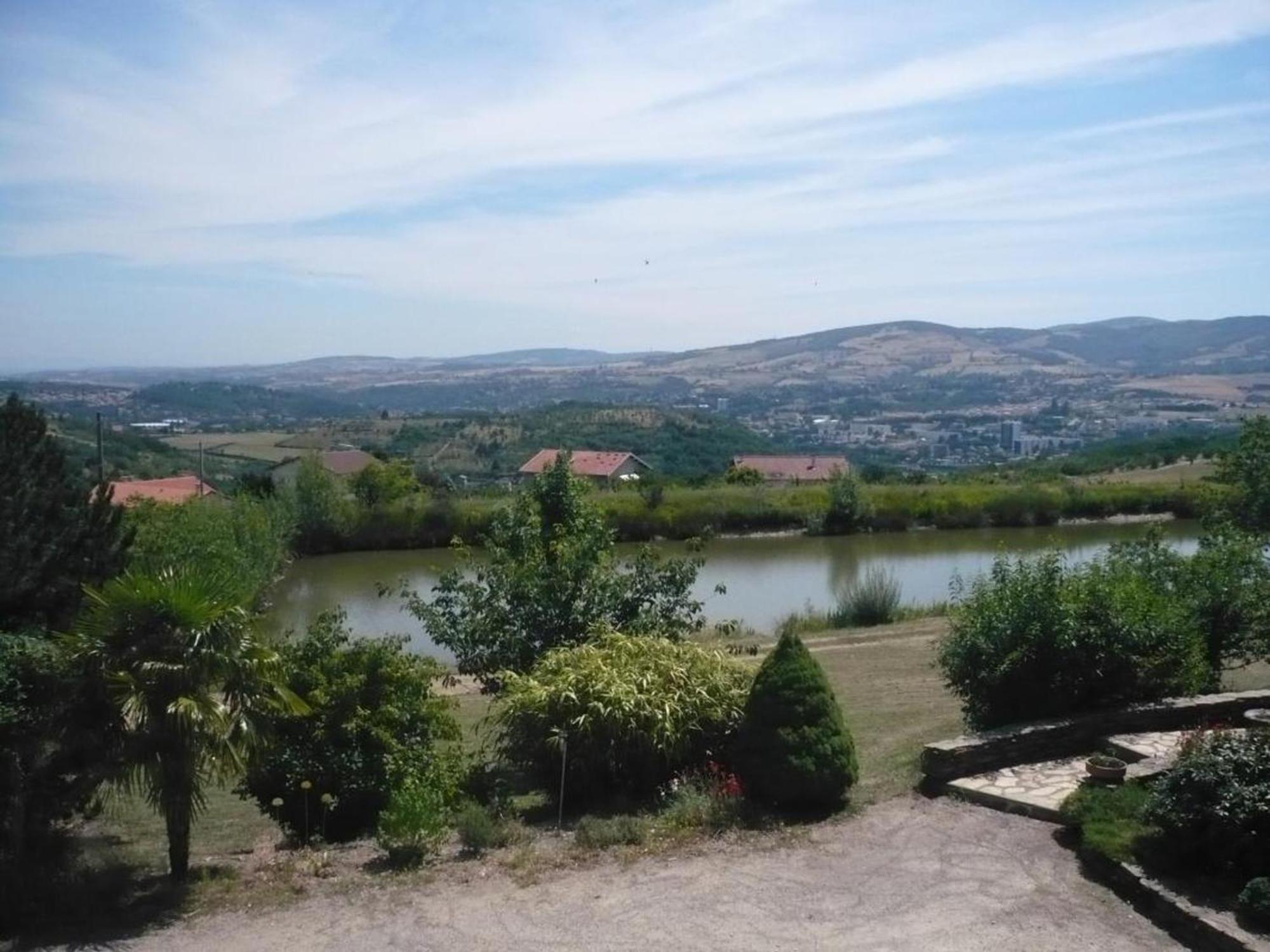 Gîte Genilac, 3 pièces, 3 personnes - FR-1-496-114 Extérieur photo